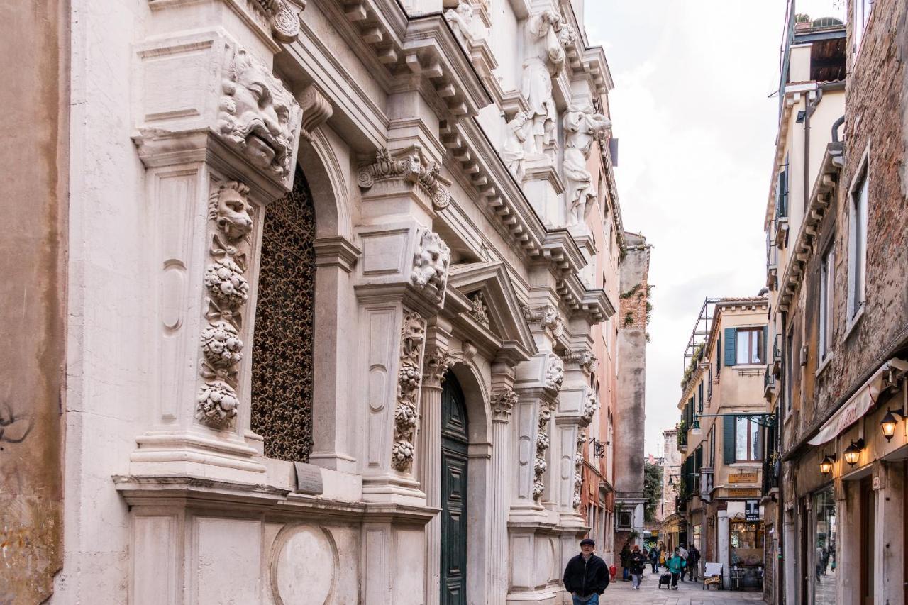 Doge'S Pantheon & St.Mark School In Hidden 베니스 외부 사진